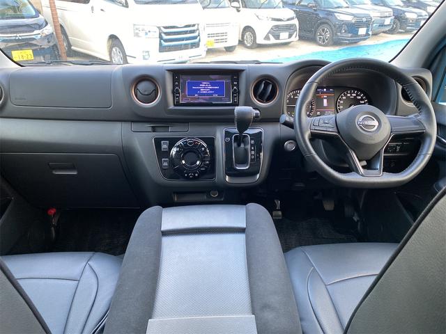 キャラバン グランドプレミアムGX マイルーム 純正デジタルインナーミラー Fドラレコ LEDヘッドライト ETC アラウンドビューモニター パワースライドドア 社外アルミ 社外後席モニター リヤクーラー リヤヒーター オートライト スマートキー(2枚目)