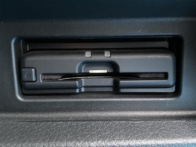 キャラバン グランドプレミアムGX マイルーム 純正デジタルインナーミラー Fドラレコ LEDヘッドライト ETC アラウンドビューモニター パワースライドドア 社外アルミ 社外後席モニター リヤクーラー リヤヒーター オートライト スマートキー(7枚目)