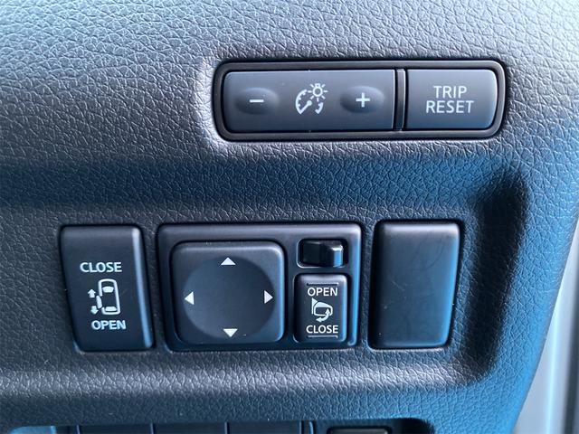 キャラバン グランドプレミアムGX マイルーム 純正デジタルインナーミラー Fドラレコ LEDヘッドライト ETC アラウンドビューモニター パワースライドドア 社外アルミ 社外後席モニター リヤクーラー リヤヒーター オートライト スマートキー(18枚目)