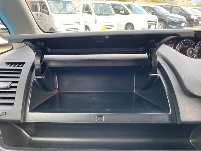 ノア Ｘ　Ｌセレクション　ＥＴＣ　バックカメラ　ナビ（ＮＳＤＮ－Ｗ６０）ＣＤ／ＤＶＤ　パワースライドドア（Ｌ）テレビキット　キーレスエントリー（スペアキー付）オートライト　ＩＳＯＦＩＸ　三列シート　ウォークスルー　リヤエアコン（31枚目）