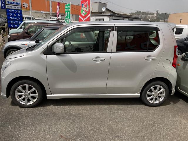FXリミテッド 4WD CDプレーヤー装着車 アイドリングSTOP スマートキー(15枚目)
