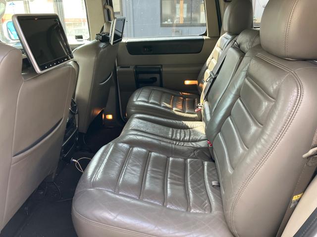 ハマーH2 タイプG 4WD 左ハンドル ETC バックカメラ パワーシート サンルーフ ナビ オートライト シートヒーター AT Bluetooth 後席モニター(25枚目)