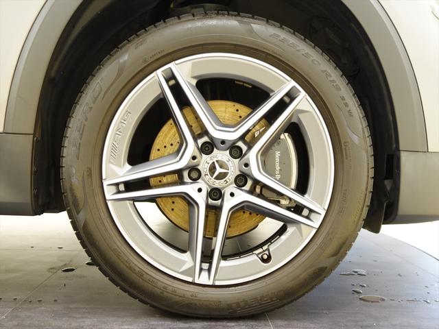 GLB GLB200 d AMGライン ナビゲーションパッケージ シートヒーター パワーシート 3列シート トランクスルー フロアマット コネクテッド機能 ナビ 音楽プレーヤー接続 Bluetooth接続 TV ETC LEDヘッドライト(8枚目)