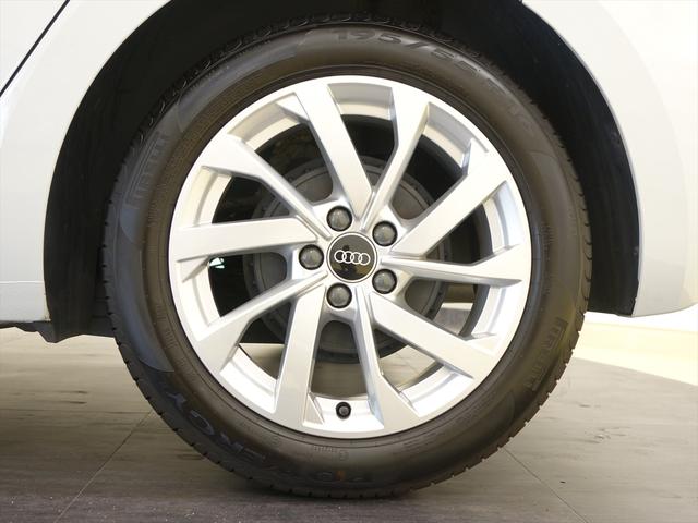A1スポーツバック 25 TFSI アドバンスド コンビニエンス&アシスタンスパッケージ ナビゲーションパッケージ シートヒーター トランクスルー フロアマット ナビ 音楽プレーヤー接続 Bluetooth接続 ETC LEDヘッドライト(10枚目)