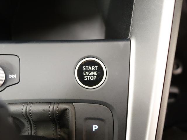 A1スポーツバック 25 TFSI アドバンスド コンビニエンス&アシスタンスパッケージ ナビゲーションパッケージ シートヒーター トランクスルー フロアマット ナビ 音楽プレーヤー接続 Bluetooth接続 ETC LEDヘッドライト(20枚目)