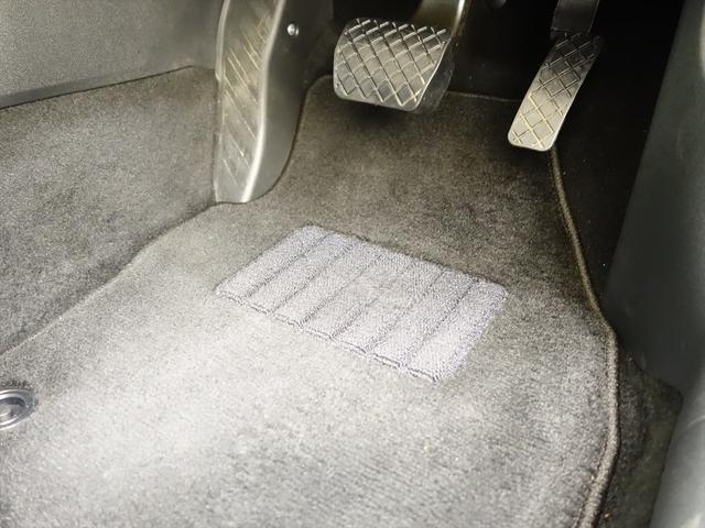 A1スポーツバック 25 TFSI アドバンスド コンビニエンス&アシスタンスパッケージ ナビゲーションパッケージ シートヒーター トランクスルー フロアマット ナビ 音楽プレーヤー接続 Bluetooth接続 ETC LEDヘッドライト(32枚目)