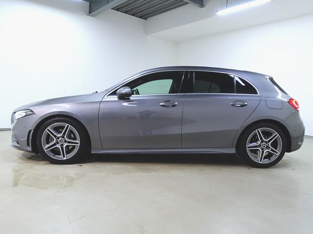 Aクラス A180 スタイル AMGライン レーダーセーフティーパッケージ ナビゲーションパッケージ シートヒーター パワーシート トランクスルー フロアマット コネクテッド機能 ナビ 音楽プレーヤー接続 Bluetooth接続 TV ETC(4枚目)