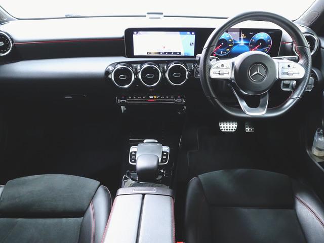 Aクラス A180 スタイル AMGライン レーダーセーフティーパッケージ ナビゲーションパッケージ シートヒーター パワーシート トランクスルー フロアマット コネクテッド機能 ナビ 音楽プレーヤー接続 Bluetooth接続 TV ETC(12枚目)