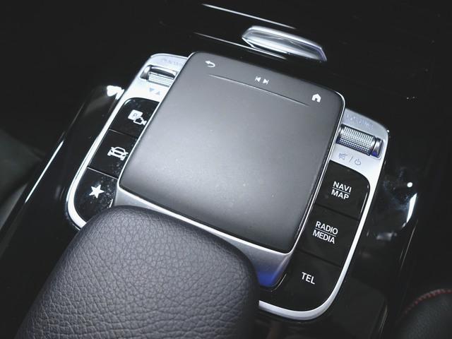 Aクラス A180 スタイル AMGライン レーダーセーフティーパッケージ ナビゲーションパッケージ シートヒーター パワーシート トランクスルー フロアマット コネクテッド機能 ナビ 音楽プレーヤー接続 Bluetooth接続 TV ETC(19枚目)