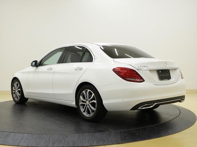 Ｃクラス Ｃ２２０　ｄ　アバンギャルド　ベーシックパッケージ　シートヒーター　パワーシート　トランクスルー　フロアマット　ナビ　ＣＤ　ミュージックサーバー　音楽プレーヤー接続　Ｂｌｕｅｔｏｏｔｈ接続　ＴＶ　ＤＶＤ再生　ＥＴＣ（2枚目）