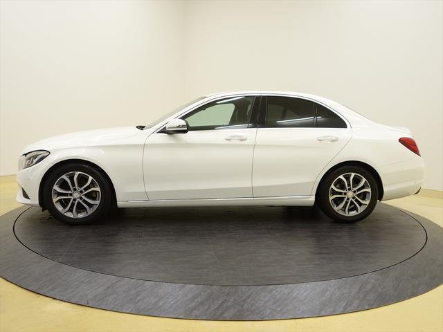 Ｃクラス Ｃ２２０　ｄ　アバンギャルド　ベーシックパッケージ　シートヒーター　パワーシート　トランクスルー　フロアマット　ナビ　ＣＤ　ミュージックサーバー　音楽プレーヤー接続　Ｂｌｕｅｔｏｏｔｈ接続　ＴＶ　ＤＶＤ再生　ＥＴＣ（4枚目）