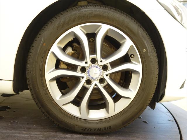 Ｃクラス Ｃ２２０　ｄ　アバンギャルド　ベーシックパッケージ　シートヒーター　パワーシート　トランクスルー　フロアマット　ナビ　ＣＤ　ミュージックサーバー　音楽プレーヤー接続　Ｂｌｕｅｔｏｏｔｈ接続　ＴＶ　ＤＶＤ再生　ＥＴＣ（7枚目）