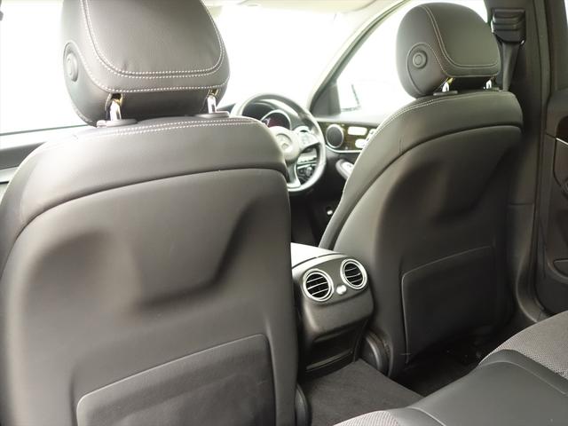 Ｃクラス Ｃ２２０　ｄ　アバンギャルド　ベーシックパッケージ　シートヒーター　パワーシート　トランクスルー　フロアマット　ナビ　ＣＤ　ミュージックサーバー　音楽プレーヤー接続　Ｂｌｕｅｔｏｏｔｈ接続　ＴＶ　ＤＶＤ再生　ＥＴＣ（12枚目）