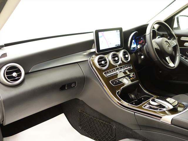 Ｃクラス Ｃ２２０　ｄ　アバンギャルド　ベーシックパッケージ　シートヒーター　パワーシート　トランクスルー　フロアマット　ナビ　ＣＤ　ミュージックサーバー　音楽プレーヤー接続　Ｂｌｕｅｔｏｏｔｈ接続　ＴＶ　ＤＶＤ再生　ＥＴＣ（14枚目）