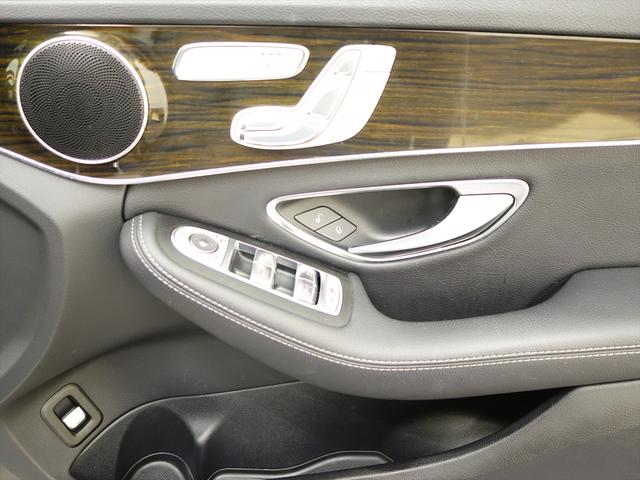 Ｃクラス Ｃ２２０　ｄ　アバンギャルド　ベーシックパッケージ　シートヒーター　パワーシート　トランクスルー　フロアマット　ナビ　ＣＤ　ミュージックサーバー　音楽プレーヤー接続　Ｂｌｕｅｔｏｏｔｈ接続　ＴＶ　ＤＶＤ再生　ＥＴＣ（19枚目）