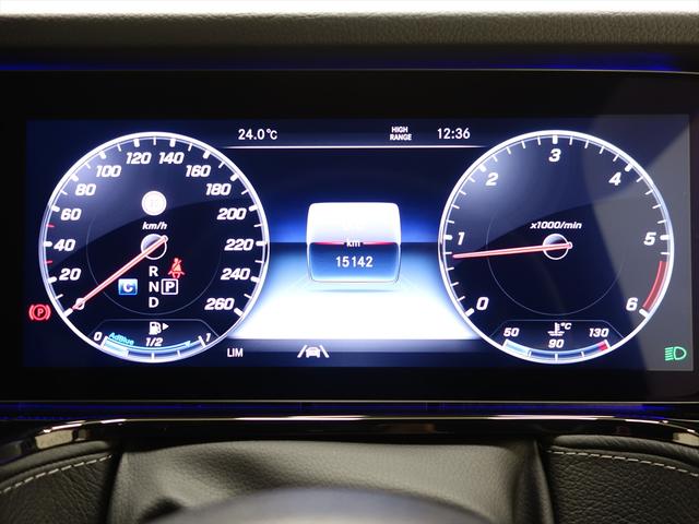 Ｇクラス Ｇ４００　ｄ　ＡＭＧラインパッケージ　ラグジュアリーパッケージ　Ｇ　ｍａｎｕｆａｋｔｕｒプログラム　アダプティブダンピングシステム　シートヒーター　シートエアコン　パワーシート　トランクスルー　フロアマット（32枚目）