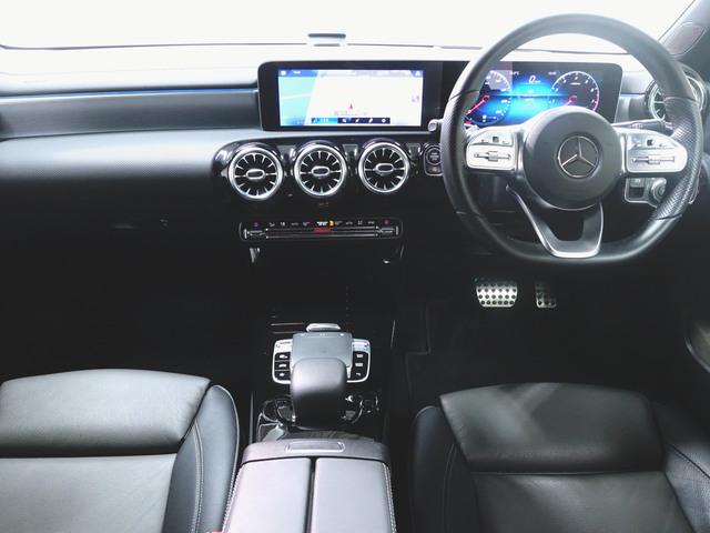 Aクラス A180 スタイル AMGライン AMGレザーエクスクルーシブパッケージ レーダーセーフティーパッケージ アドバンスドパッケージ ナビゲーションパッケージ シートヒーター パワーシート トランクスルー フロアマット コネクテッド機能(12枚目)