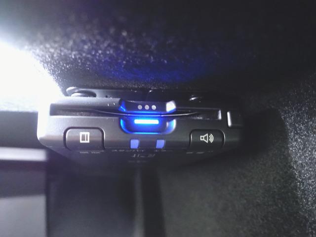 408 GT シートヒーター パワーシート トランクスルー フロアマット ナビ 音楽プレーヤー接続 Bluetooth接続 ETC LEDヘッドライト 電動リアゲート 全周囲カメラ フロントカメラ サイドカメラ(10枚目)