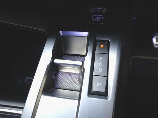 408 GT シートヒーター パワーシート トランクスルー フロアマット ナビ 音楽プレーヤー接続 Bluetooth接続 ETC LEDヘッドライト 電動リアゲート 全周囲カメラ フロントカメラ サイドカメラ(18枚目)