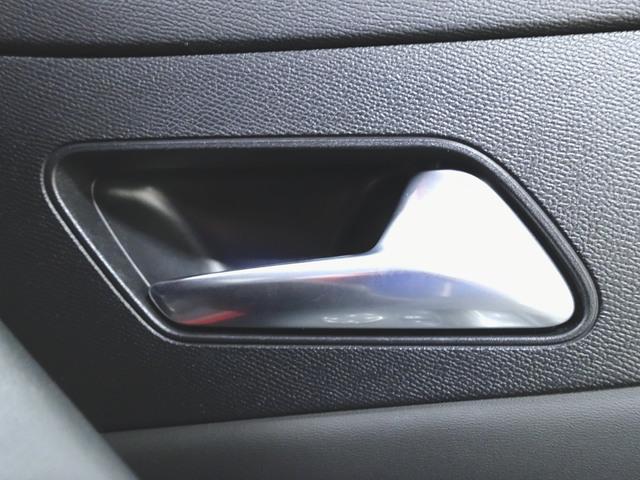 408 GT シートヒーター パワーシート トランクスルー フロアマット ナビ 音楽プレーヤー接続 Bluetooth接続 ETC LEDヘッドライト 電動リアゲート 全周囲カメラ フロントカメラ サイドカメラ(19枚目)