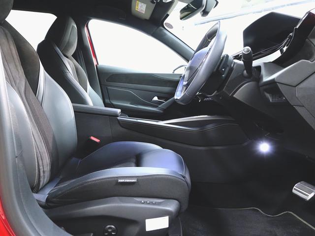 408 GT シートヒーター パワーシート トランクスルー フロアマット ナビ 音楽プレーヤー接続 Bluetooth接続 ETC LEDヘッドライト 電動リアゲート 全周囲カメラ フロントカメラ サイドカメラ(21枚目)