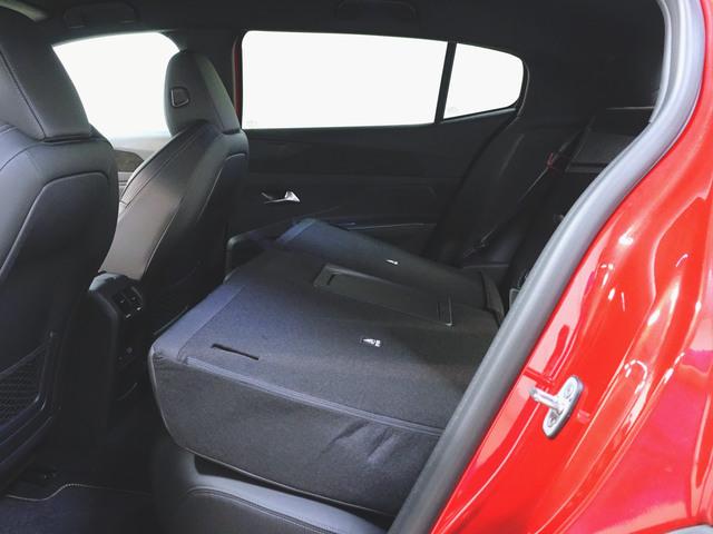 408 GT シートヒーター パワーシート トランクスルー フロアマット ナビ 音楽プレーヤー接続 Bluetooth接続 ETC LEDヘッドライト 電動リアゲート 全周囲カメラ フロントカメラ サイドカメラ(29枚目)