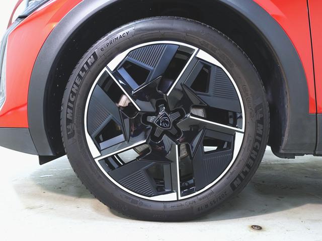 408 GT シートヒーター パワーシート トランクスルー フロアマット ナビ 音楽プレーヤー接続 Bluetooth接続 ETC LEDヘッドライト 電動リアゲート 全周囲カメラ フロントカメラ サイドカメラ(33枚目)