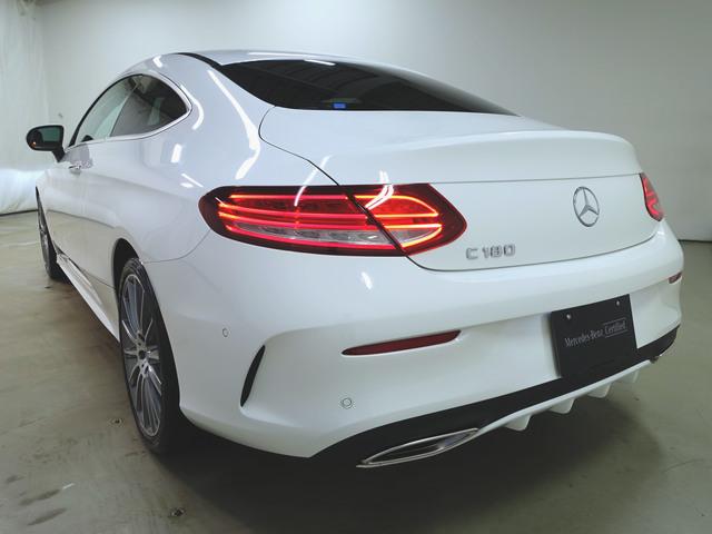 Cクラス C180 クーペ スポーツプラス シートヒーター パワーシート トランクスルー フロアマット ナビ CD ミュージックサーバー 音楽プレーヤー接続 Bluetooth接続 TV DVD再生 ETC LEDヘッドライト バックモニター(6枚目)