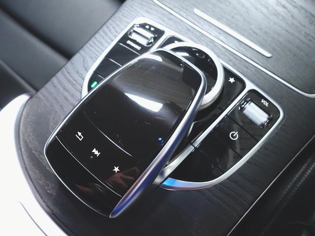 Cクラス C180 クーペ スポーツプラス シートヒーター パワーシート トランクスルー フロアマット ナビ CD ミュージックサーバー 音楽プレーヤー接続 Bluetooth接続 TV DVD再生 ETC LEDヘッドライト バックモニター(19枚目)