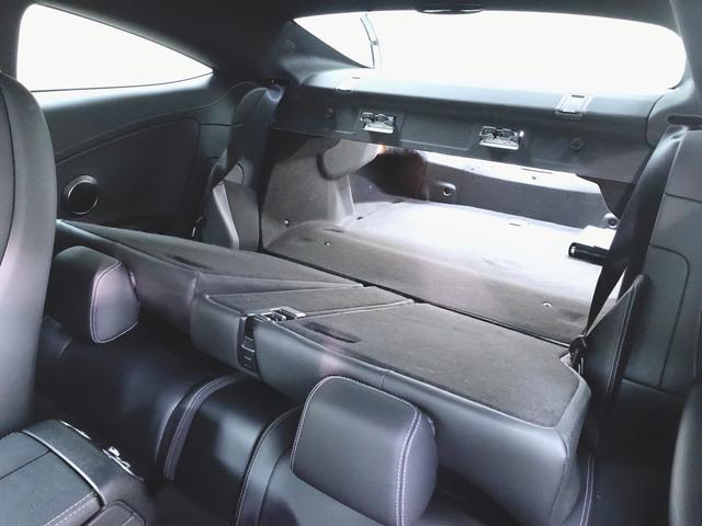 Cクラス C180 クーペ スポーツプラス シートヒーター パワーシート トランクスルー フロアマット ナビ CD ミュージックサーバー 音楽プレーヤー接続 Bluetooth接続 TV DVD再生 ETC LEDヘッドライト バックモニター(30枚目)