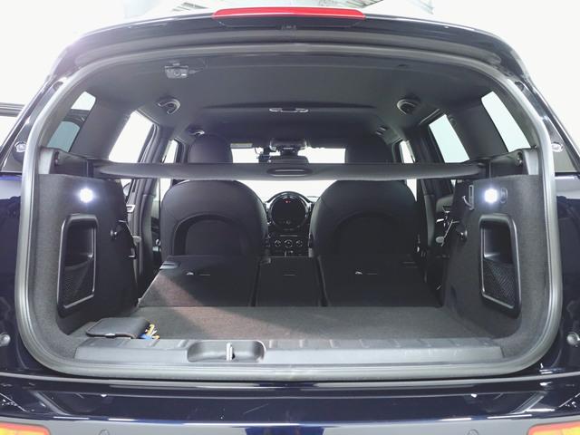 MINI クーパーS クラブマン シートヒーター トランクスルー フロアマット ナビ 音楽プレーヤー接続 Bluetooth接続 ETC LEDヘッドライト バックモニター 盗難防止 衝突被害軽減ブレーキ 横滑り防止装置(32枚目)