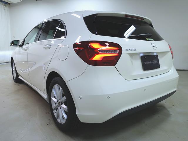 Ａクラス Ａ１８０　スタイル　レーダーセーフティーパッケージ　エントリーパッケージ　シートヒーター　パワーシート　トランクスルー　フロアマット　ナビ　ＣＤ　ミュージックサーバー　音楽プレーヤー接続　Ｂｌｕｅｔｏｏｔｈ接続　ＴＶ（6枚目）
