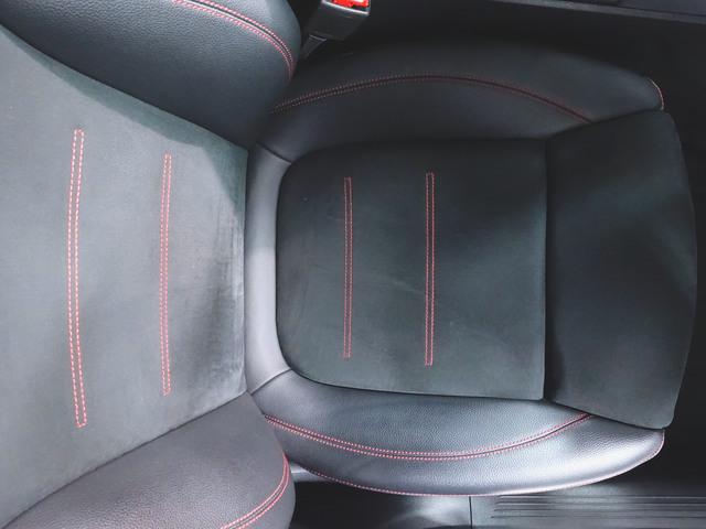 ＧＬＢ ＧＬＢ２００　ｄ　ＡＭＧライン　ナビゲーションパッケージ　シートヒーター　パワーシート　３列シート　トランクスルー　フロアマット　コネクテッド機能　ナビ　音楽プレーヤー接続　Ｂｌｕｅｔｏｏｔｈ接続　ＴＶ　ＥＴＣ　ＬＥＤヘッドライト（25枚目）