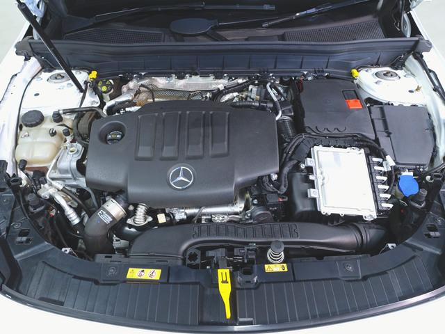 ＧＬＢ ＧＬＢ２００　ｄ　ＡＭＧライン　ナビゲーションパッケージ　シートヒーター　パワーシート　３列シート　トランクスルー　フロアマット　コネクテッド機能　ナビ　音楽プレーヤー接続　Ｂｌｕｅｔｏｏｔｈ接続　ＴＶ　ＥＴＣ　ＬＥＤヘッドライト（35枚目）