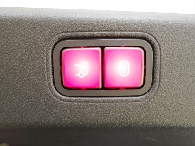 ＣＬＳクラス ＣＬＳ５３　４マチック＋　シートヒーター　シートエアコン　パワーシート　トランクスルー　フロアマット　コネクテッド機能　ナビ　音楽プレーヤー接続　Ｂｌｕｅｔｏｏｔｈ接続　ＴＶ　ＥＴＣ　サンルーフ・ガラスルーフ（6枚目）