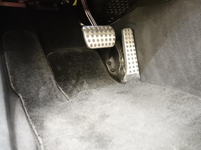 ＣＬＳクラス ＣＬＳ５３　４マチック＋　シートヒーター　シートエアコン　パワーシート　トランクスルー　フロアマット　コネクテッド機能　ナビ　音楽プレーヤー接続　Ｂｌｕｅｔｏｏｔｈ接続　ＴＶ　ＥＴＣ　サンルーフ・ガラスルーフ（36枚目）