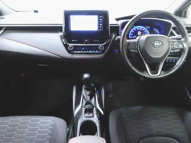 カローラスポーツ ハイブリッド　ＧＺ　トランクスルー　フロアマット　ナビ　ＣＤ　音楽プレーヤー接続　Ｂｌｕｅｔｏｏｔｈ接続　ＴＶ　ＤＶＤ再生　ＥＴＣ　ＬＥＤヘッドライト　バックモニター　盗難防止　衝突被害軽減ブレーキ　横滑り防止装置（12枚目）