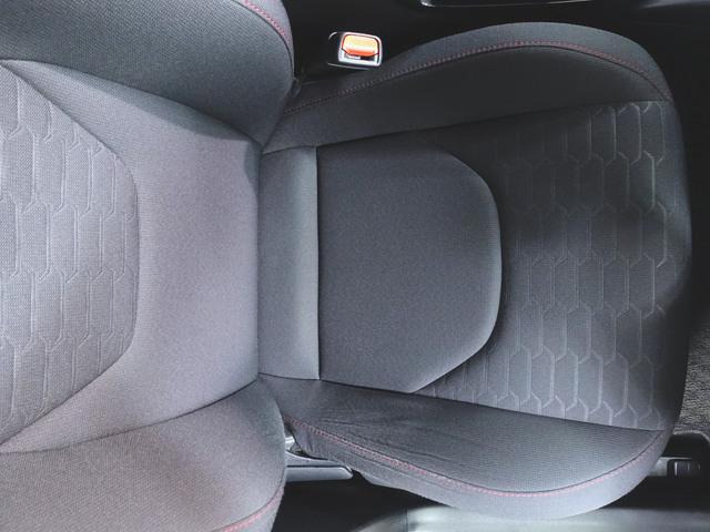 カローラスポーツ ハイブリッド　ＧＺ　トランクスルー　フロアマット　ナビ　ＣＤ　音楽プレーヤー接続　Ｂｌｕｅｔｏｏｔｈ接続　ＴＶ　ＤＶＤ再生　ＥＴＣ　ＬＥＤヘッドライト　バックモニター　盗難防止　衝突被害軽減ブレーキ　横滑り防止装置（25枚目）