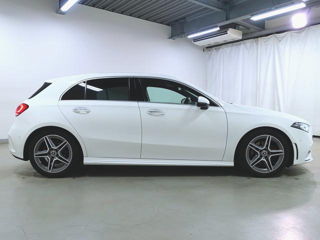 Aクラス A180 スタイル AMGライン レーダーセーフティーパッケージ ナビゲーションパッケージ シートヒーター パワーシート トランクスルー コネクテッド機能 ナビ 音楽プレーヤー接続 Bluetooth接続 TV ETC(8枚目)