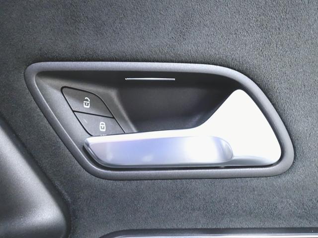 Aクラス A180 スタイル AMGライン レーダーセーフティーパッケージ ナビゲーションパッケージ シートヒーター パワーシート トランクスルー コネクテッド機能 ナビ 音楽プレーヤー接続 Bluetooth接続 TV ETC(22枚目)