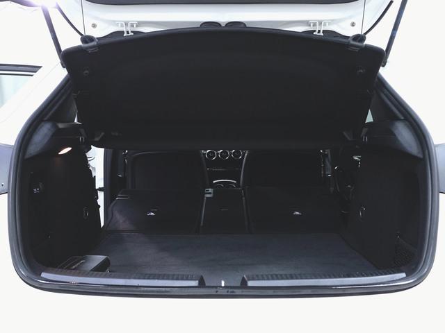 Aクラス A180 スタイル AMGライン レーダーセーフティーパッケージ ナビゲーションパッケージ シートヒーター パワーシート トランクスルー コネクテッド機能 ナビ 音楽プレーヤー接続 Bluetooth接続 TV ETC(31枚目)