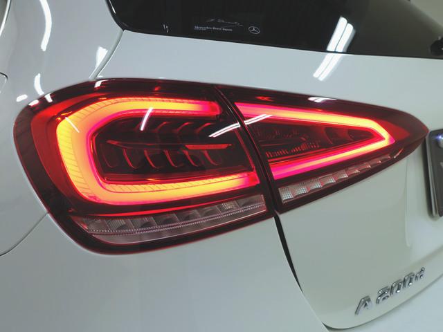 Aクラス A200 d AMGラインパッケージ AMGレザーエクスクルーシブパッケージ アドバンスドパッケージ シートヒーター パワーシート トランクスルー フロアマット コネクテッド機能 ナビ 音楽プレーヤー接続(5枚目)
