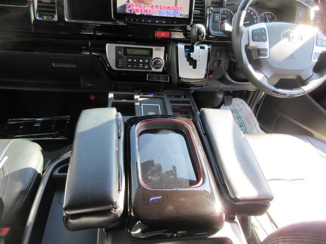 ハイエースワゴン GL キャプテンシート4脚/BIGX11インチナビ/フリップダウンモニター/UIリアスタビ/BLITZマフラー/コブラボンネット/F、左S、Rカメラ/デジタルインナーミラー/スロコン/クルコン/パドルシフト(29枚目)