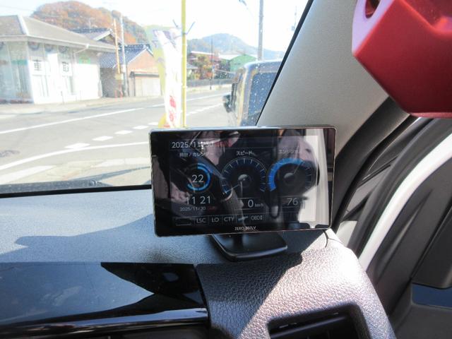 ハイエースワゴン GL キャプテンシート4脚/BIGX11インチナビ/フリップダウンモニター/UIリアスタビ/BLITZマフラー/コブラボンネット/F、左S、Rカメラ/デジタルインナーミラー/スロコン/クルコン/パドルシフト(37枚目)