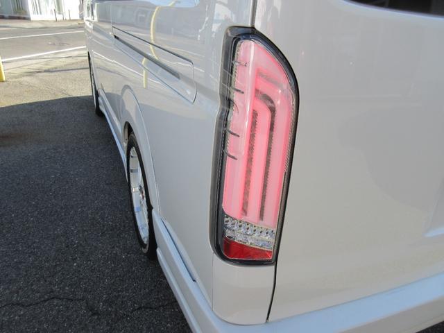 ハイエースワゴン GL キャプテンシート4脚/BIGX11インチナビ/フリップダウンモニター/UIリアスタビ/BLITZマフラー/コブラボンネット/F、左S、Rカメラ/デジタルインナーミラー/スロコン/クルコン/パドルシフト(58枚目)