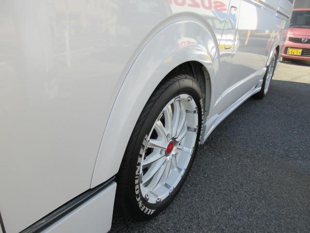 ハイエースワゴン GL キャプテンシート4脚/BIGX11インチナビ/フリップダウンモニター/UIリアスタビ/BLITZマフラー/コブラボンネット/F、左S、Rカメラ/デジタルインナーミラー/スロコン/クルコン/パドルシフト(67枚目)