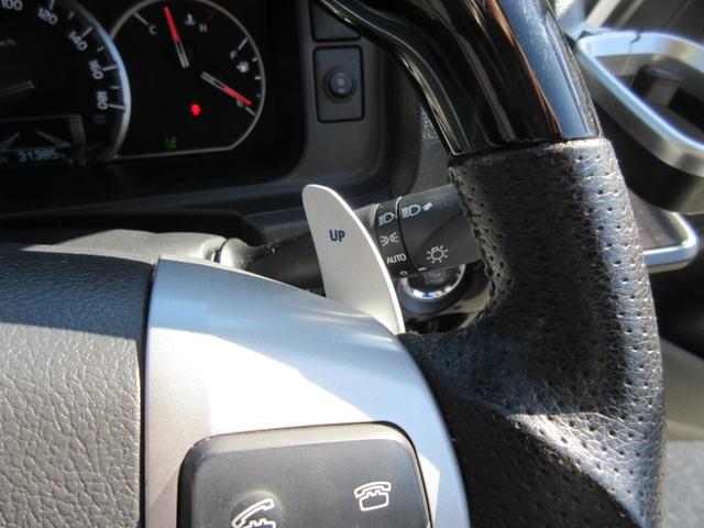 ハイエースワゴン GL キャプテンシート4脚/BIGX11インチナビ/フリップダウンモニター/UIリアスタビ/BLITZマフラー/コブラボンネット/F、左S、Rカメラ/デジタルインナーミラー/スロコン/クルコン/パドルシフト(76枚目)