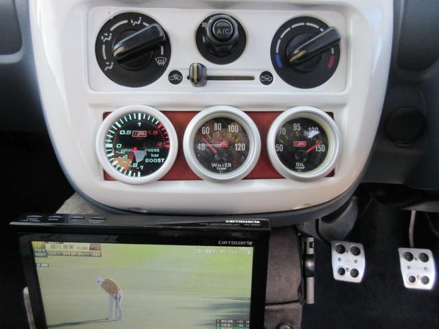 ツイン ガソリンA ターボエンジン載せ替え/5速マニュアル/ローダウン/14インチアルミ/タコメーター/フルセグ/DVD再生(20枚目)