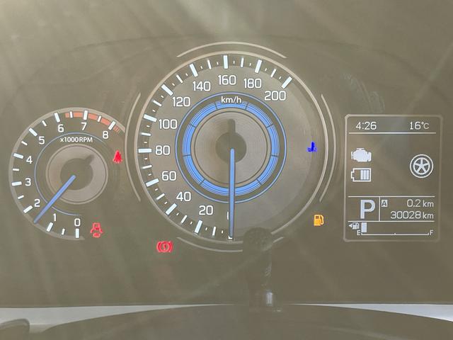 クロスビー ＨＹＢＲＩＤ　ＭＺ　２ＷＤ　ブラックシルバー２トン　デュアルセンサーブレーキサポート　全方位カメラ付きナビ（16枚目）