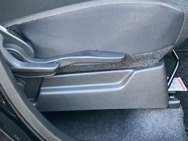 クロスビー ＨＹＢＲＩＤ　ＭＺ　２ＷＤ　ブラックシルバー２トン　デュアルセンサーブレーキサポート　全方位カメラ付きナビ（37枚目）